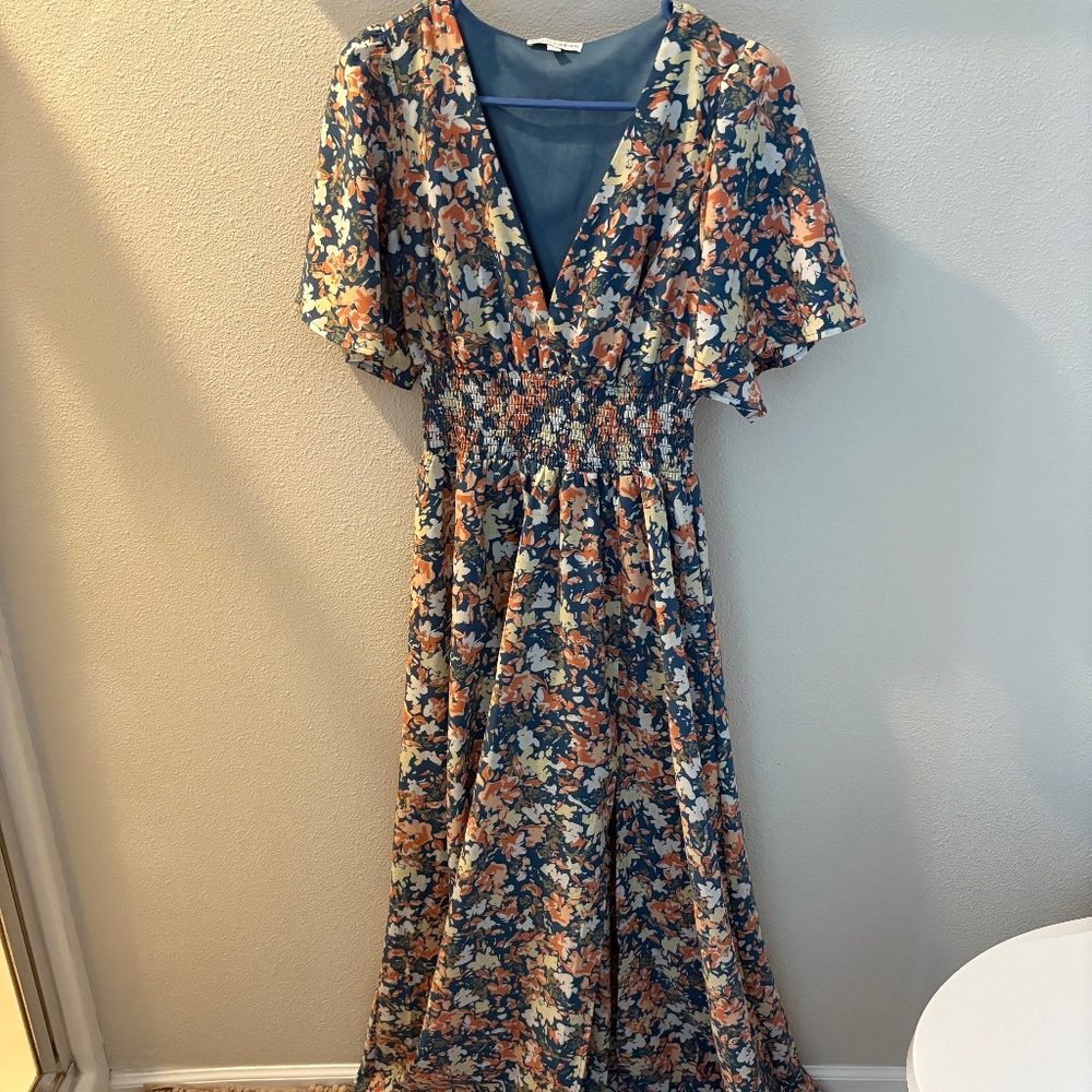 Floral v neck maxi dress